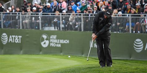 Phil Mickelson Chipping Tips .